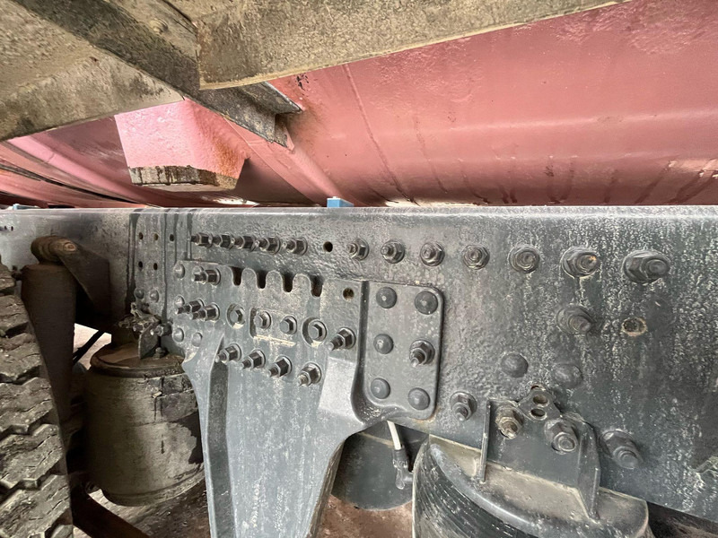 Leasing Volvo FM 330 6x2 TANK 14000 l / VACUUM JUROP PR 200 Volvo FM 330 6x2 TANK 14000 l / VACUUM JUROP PR 200: afbeelding 15