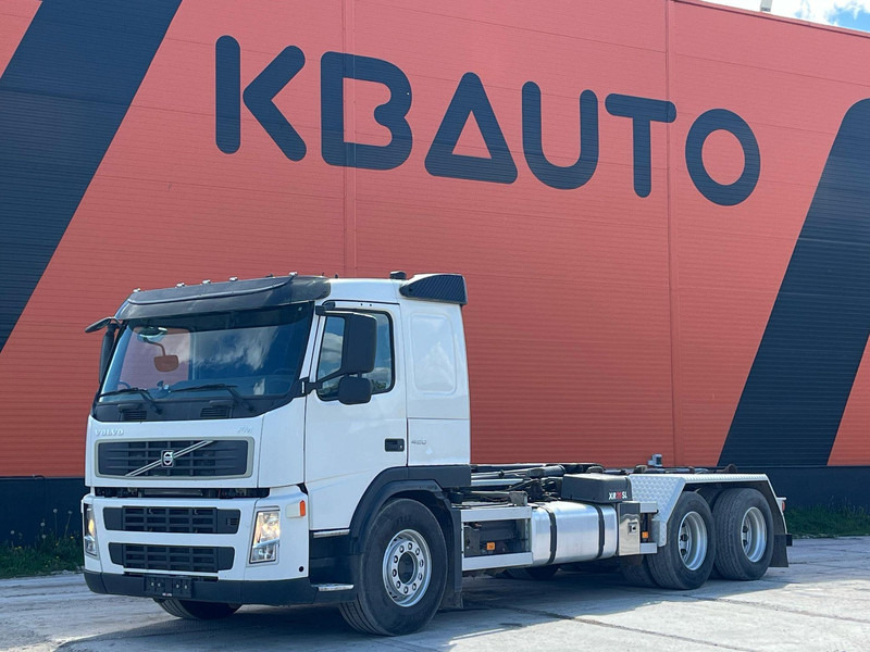 Volvo FM 420 6x4 HIAB 20 ton / L=5600 mm - Haakarmsysteem vrachtwagen: afbeelding 1 Volvo FM 420 6x4 HIAB 20 ton / L=5600 mm - Haakarmsysteem vrachtwagen: afbeelding 1