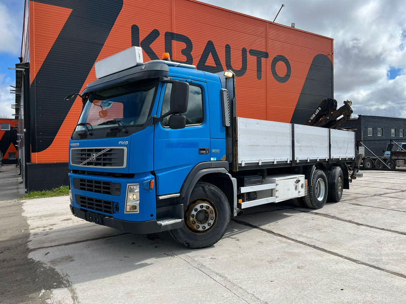Volvo FM 9 300 6x2*4 HIAB 085D-3 / PLATFORM L=6320 mm - Vrachtwagen met open laadbak, Kraanwagen: afbeelding 2 Volvo FM 9 300 6x2*4 HIAB 085D-3 / PLATFORM L=6320 mm - Vrachtwagen met open laadbak, Kraanwagen: afbeelding 2
