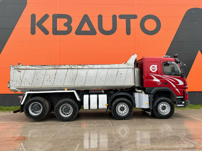 Volvo FMX 540 8x4 RETARDER / TANDEM AXLE LIFT / BIG AXLES / BOX L=5703 mm - Kipper vrachtwagen: afbeelding 5 Volvo FMX 540 8x4 RETARDER / TANDEM AXLE LIFT / BIG AXLES / BOX L=5703 mm - Kipper vrachtwagen: afbeelding 5