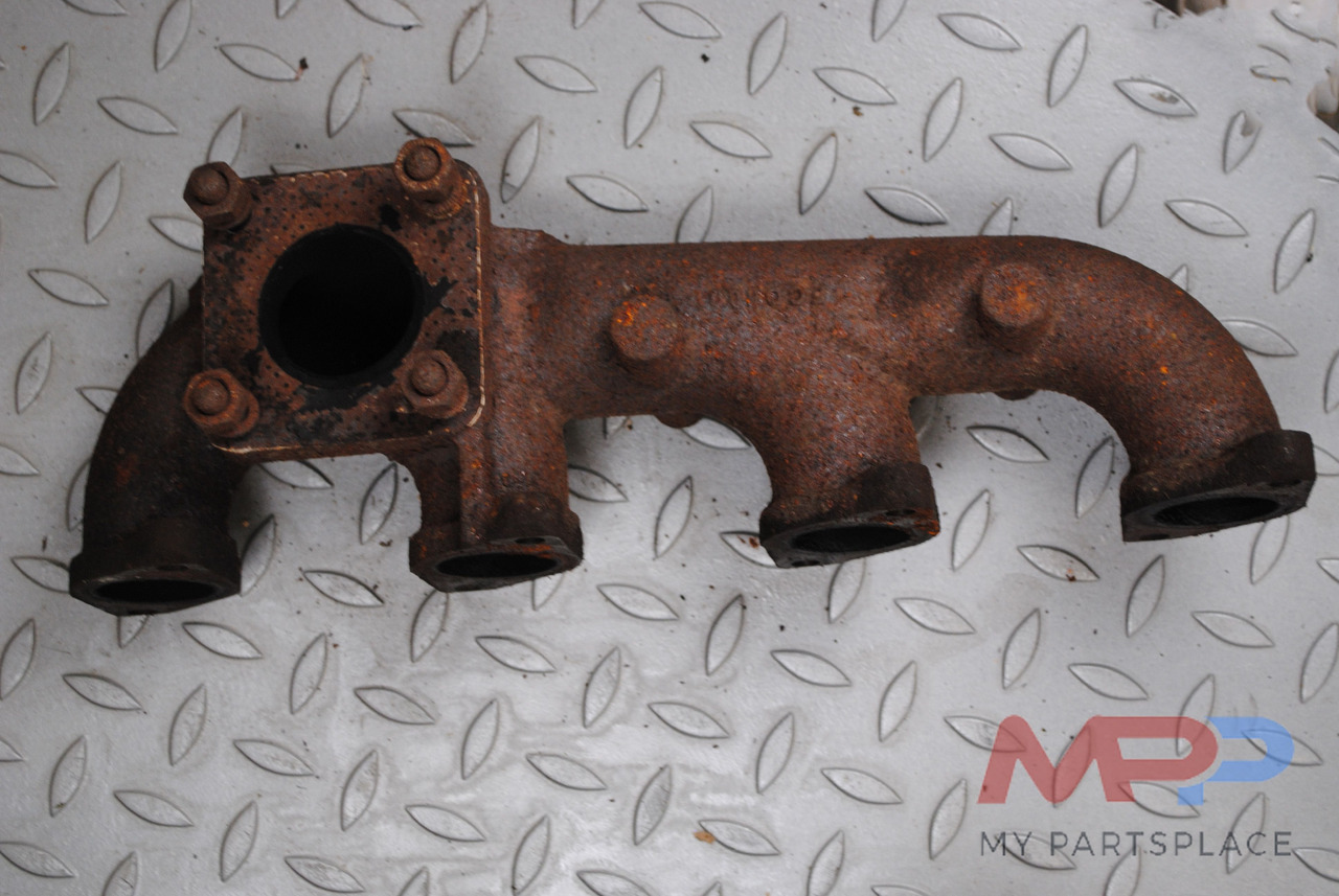 Kubota Uitlaatspruitstuk Kubota V3600 - Uitlaatspruitstuk voor Bouwmachine: afbeelding 1 Kubota Uitlaatspruitstuk Kubota V3600 - Uitlaatspruitstuk voor Bouwmachine: afbeelding 1