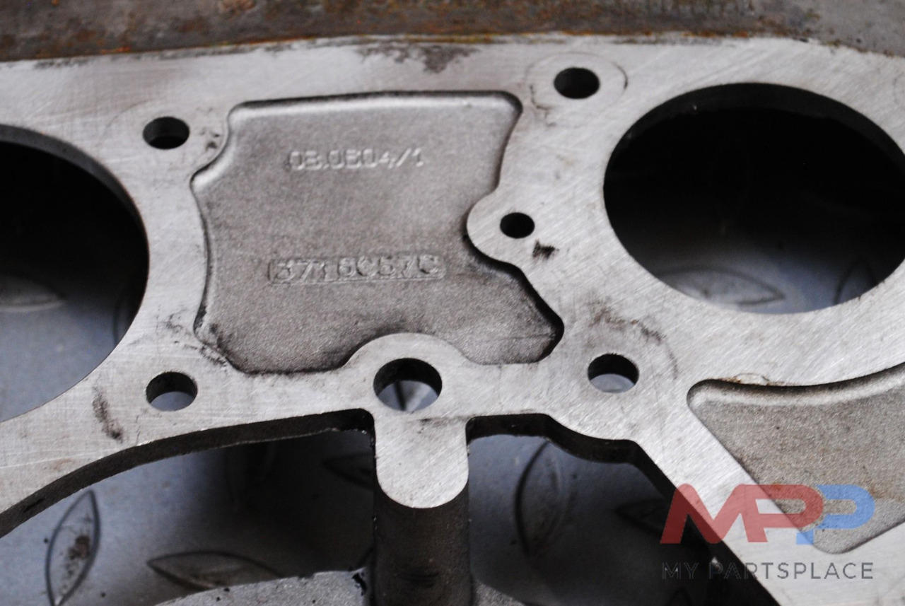 Perkins Distributiehuis Perkins 1104 - Motor en onderdelen: afbeelding 3 Perkins Distributiehuis Perkins 1104 - Motor en onderdelen: afbeelding 3
