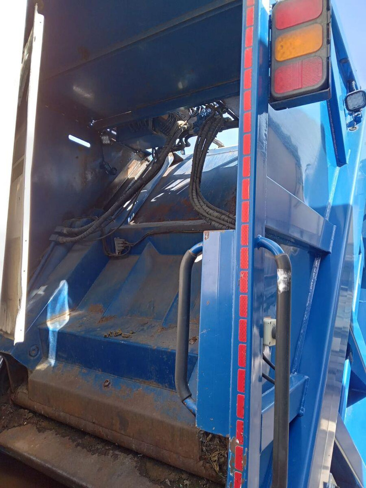 DAF Superstructure garbage truck MOL VDK PUSHER 20m3 - Vuilniswagen: afbeelding 4 DAF Superstructure garbage truck MOL VDK PUSHER 20m3 - Vuilniswagen: afbeelding 4