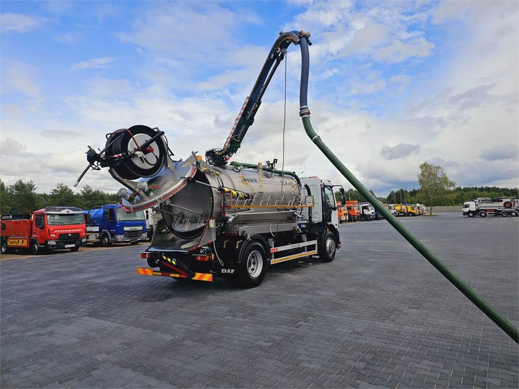 DAF WUKO SCK-4HW for collecting waste liquid separator - Gemeentelijke machine/ Speciaal: afbeelding 1 DAF WUKO SCK-4HW for collecting waste liquid separator - Gemeentelijke machine/ Speciaal: afbeelding 1