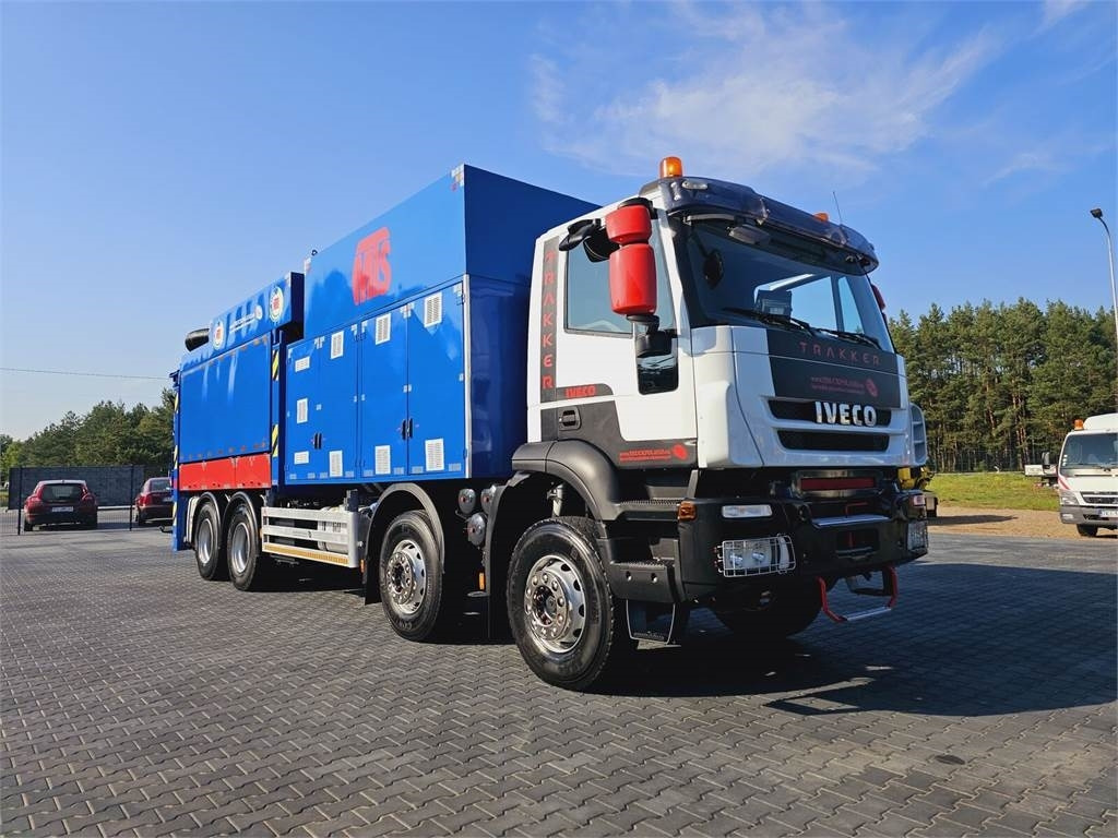 Iveco MTS 4 x TURBINE MTS 4 x TURBINE Saugbagger vacuum - Gemeentelijke machine/ Speciaal: afbeelding 2 Iveco MTS 4 x TURBINE MTS 4 x TURBINE Saugbagger vacuum - Gemeentelijke machine/ Speciaal: afbeelding 2