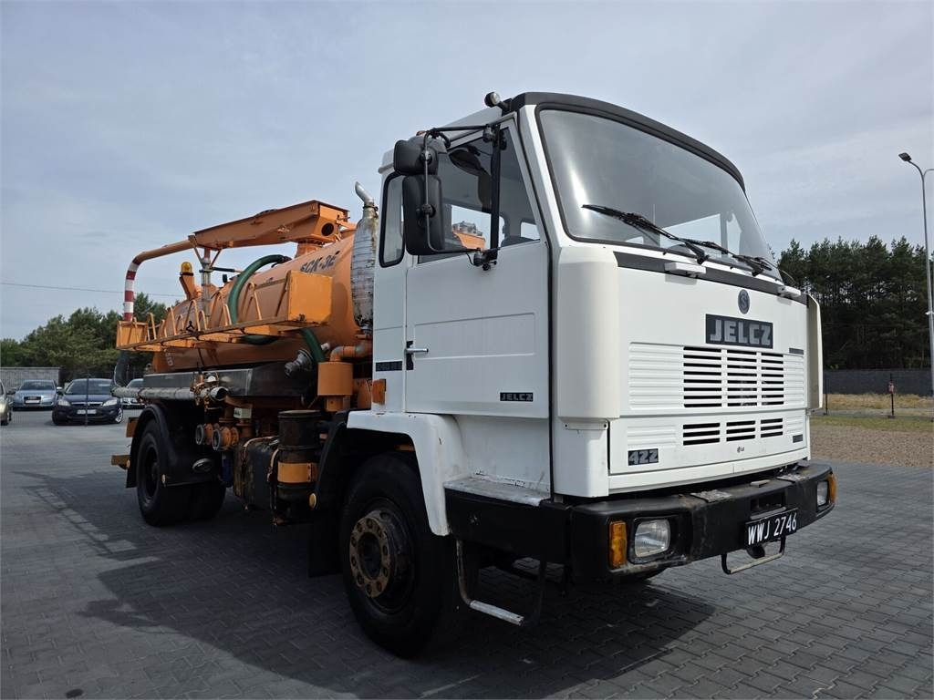 Jelcz WUKO SCK-3E RECYCLING for collecting liquid - Gemeentelijke machine/ Speciaal: afbeelding 2 Jelcz WUKO SCK-3E RECYCLING for collecting liquid - Gemeentelijke machine/ Speciaal: afbeelding 2