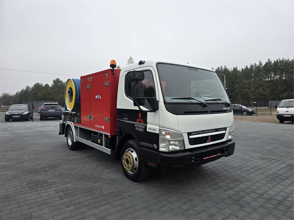 Mitsubishi RIONED COMBI WUKO FOR CLEANING SEWAGE - Gemeentelijke machine/ Speciaal: afbeelding 2 Mitsubishi RIONED COMBI WUKO FOR CLEANING SEWAGE - Gemeentelijke machine/ Speciaal: afbeelding 2