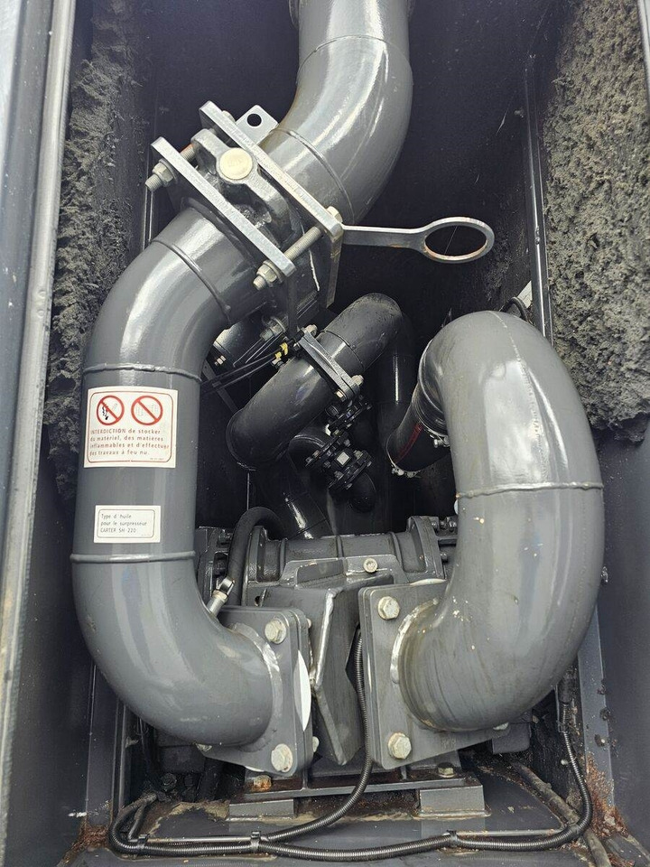 Renault 6x4 WUKO RIVARD RECYTLING for collecting liquid wa - Gemeentelijke machine/ Speciaal: afbeelding 3 Renault 6x4 WUKO RIVARD RECYTLING for collecting liquid wa - Gemeentelijke machine/ Speciaal: afbeelding 3