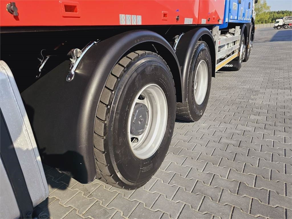 Vacuümwagen Iveco MTS 4 x TURBINE MTS 4 x TURBINE Saugbagger vacuum: afbeelding 19