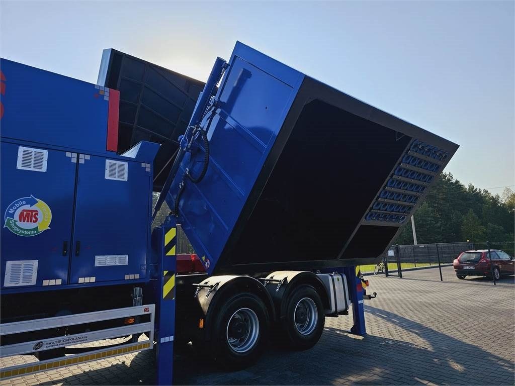 Vacuümwagen Iveco MTS 4 x TURBINE MTS 4 x TURBINE Saugbagger vacuum: afbeelding 32