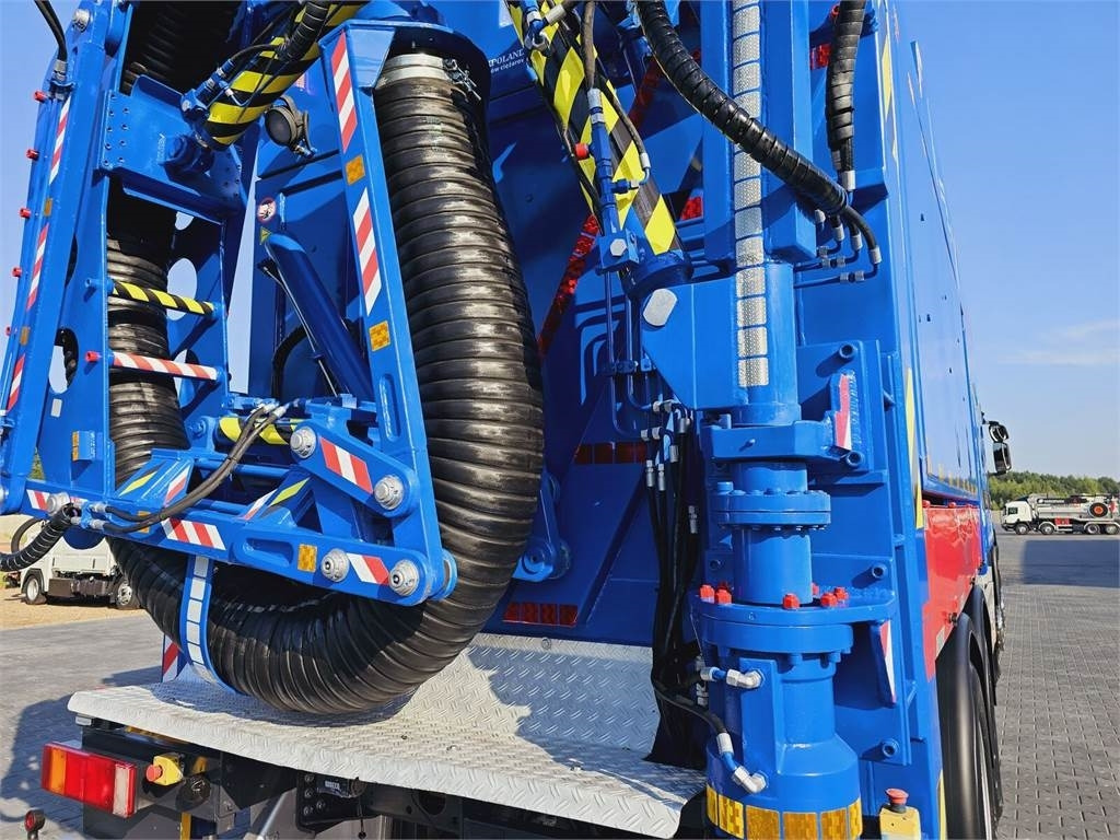 Vacuümwagen Iveco MTS 4 x TURBINE MTS 4 x TURBINE Saugbagger vacuum: afbeelding 17