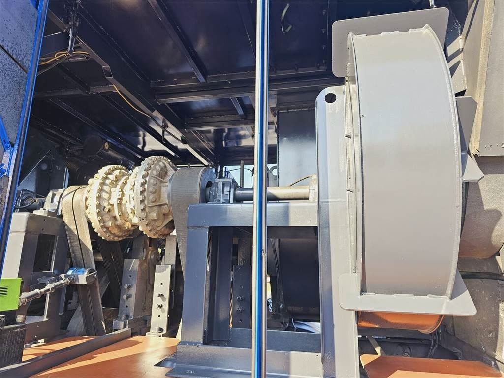 Vacuümwagen Iveco MTS 4 x TURBINE MTS 4 x TURBINE Saugbagger vacuum: afbeelding 23