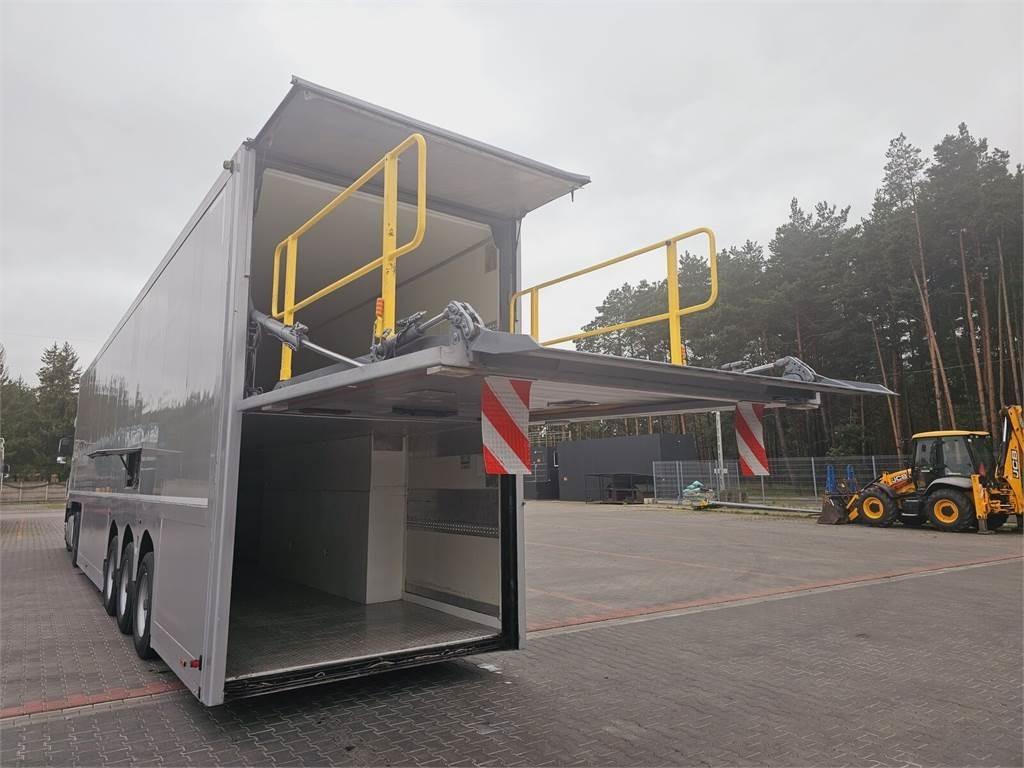 Langendorf DOUBLE LOADING FOR MOTOR COSMETICS Flexliner Inloa - Koelwagen oplegger: afbeelding 1 Langendorf DOUBLE LOADING FOR MOTOR COSMETICS Flexliner Inloa - Koelwagen oplegger: afbeelding 1