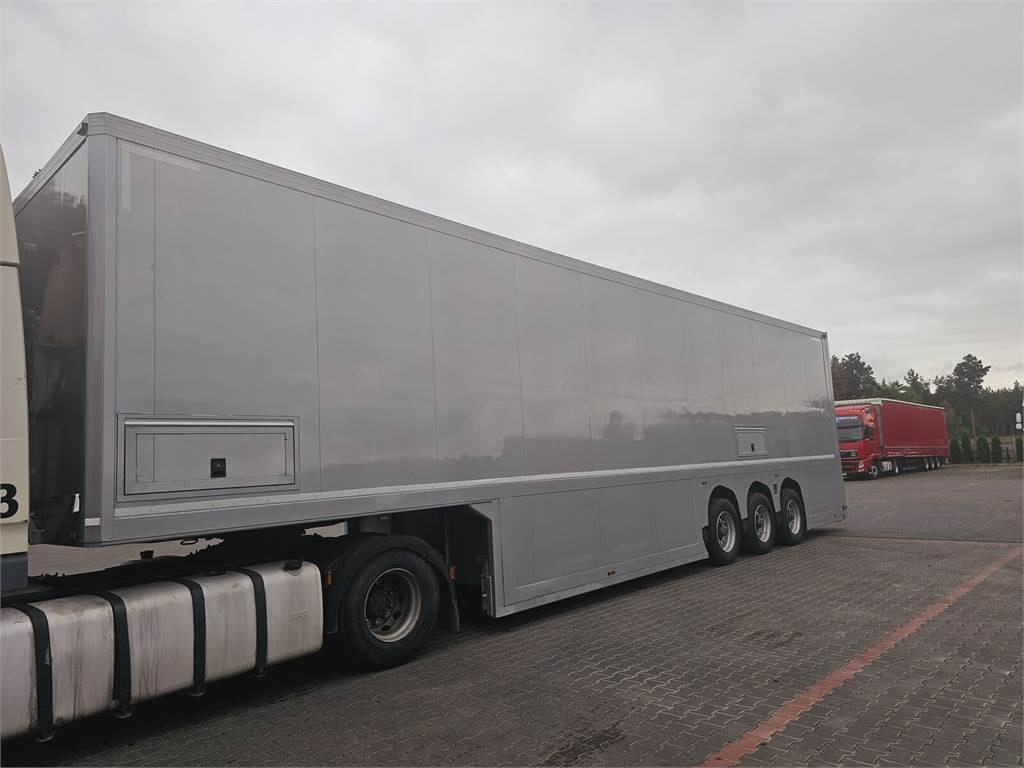 Langendorf DOUBLE LOADING FOR MOTOR COSMETICS Flexliner Inloa - Koelwagen aanhangwagen: afbeelding 2 Langendorf DOUBLE LOADING FOR MOTOR COSMETICS Flexliner Inloa - Koelwagen aanhangwagen: afbeelding 2