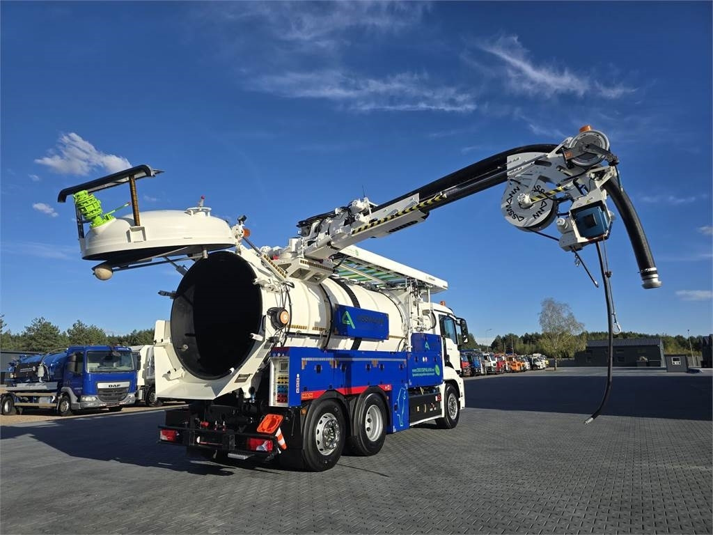 MAN ASSMANN ADR KOMBI FOR CLEANING CANALS WUKO - Vacuümwagen: afbeelding 1 MAN ASSMANN ADR KOMBI FOR CLEANING CANALS WUKO - Vacuümwagen: afbeelding 1