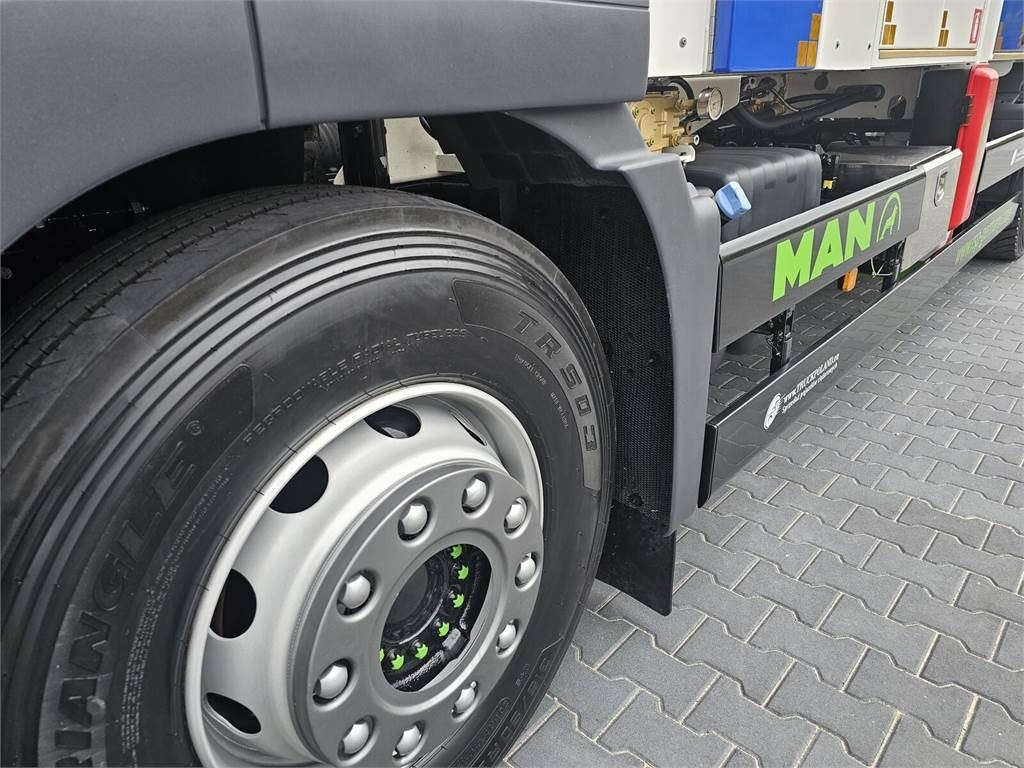 MAN RSP ESE 18/4-KM Saugbagger vacuum cleaner excavato - Vacuümwagen: afbeelding 2 MAN RSP ESE 18/4-KM Saugbagger vacuum cleaner excavato - Vacuümwagen: afbeelding 2