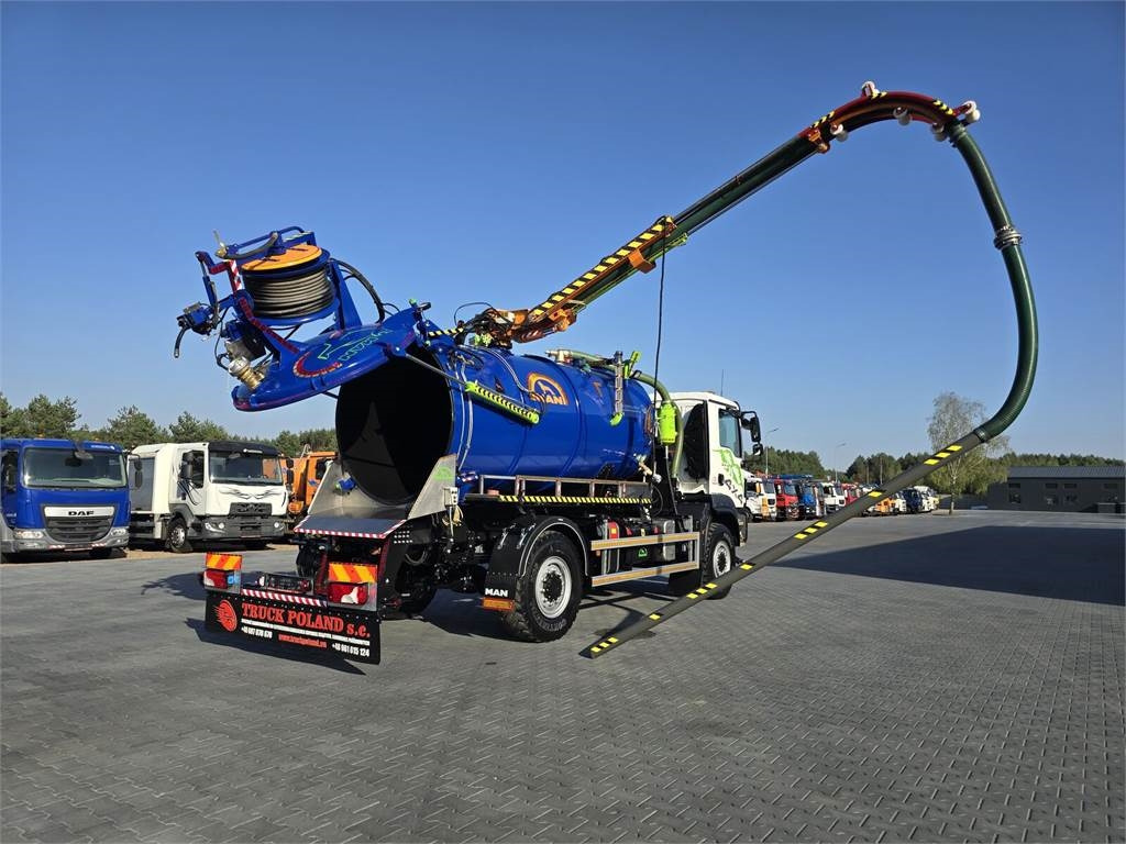 MAN TGM 4x4 GAMON PW8 for collecting liquid waste sepa - Vacuümwagen: afbeelding 1 MAN TGM 4x4 GAMON PW8 for collecting liquid waste sepa - Vacuümwagen: afbeelding 1