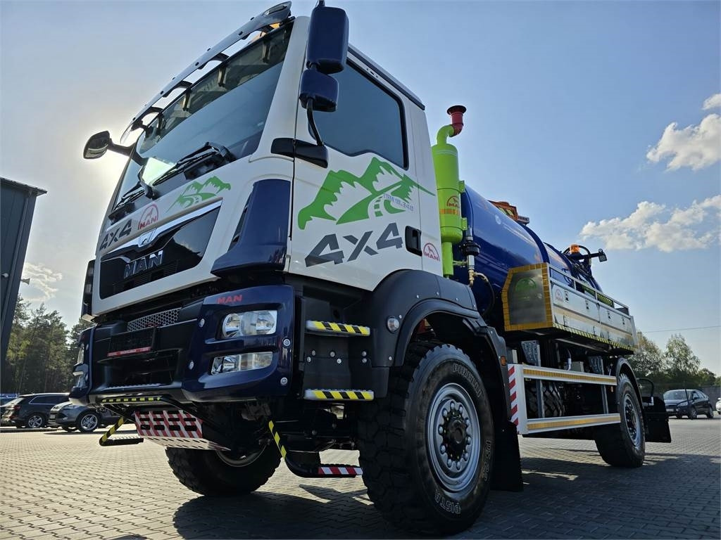 MAN TGM 4x4 GAMON PW8 for collecting liquid waste sepa - Vacuümwagen: afbeelding 2 MAN TGM 4x4 GAMON PW8 for collecting liquid waste sepa - Vacuümwagen: afbeelding 2