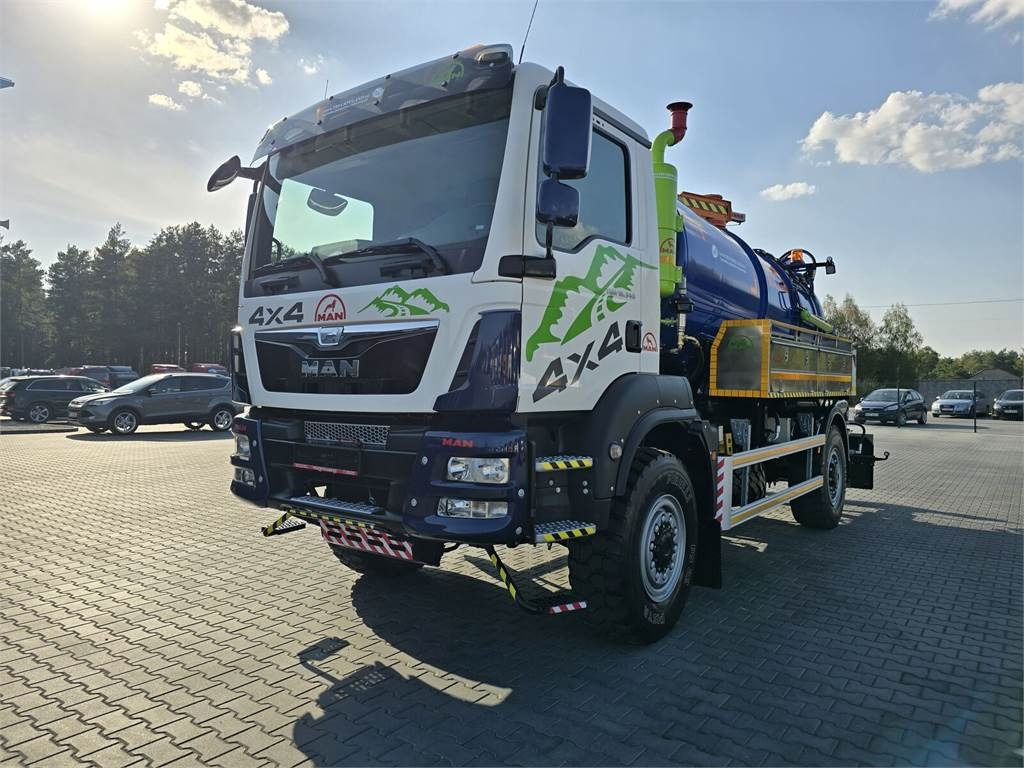 MAN TGM 4x4 GAMON PW8 for collecting liquid waste sepa - Vacuümwagen: afbeelding 3 MAN TGM 4x4 GAMON PW8 for collecting liquid waste sepa - Vacuümwagen: afbeelding 3