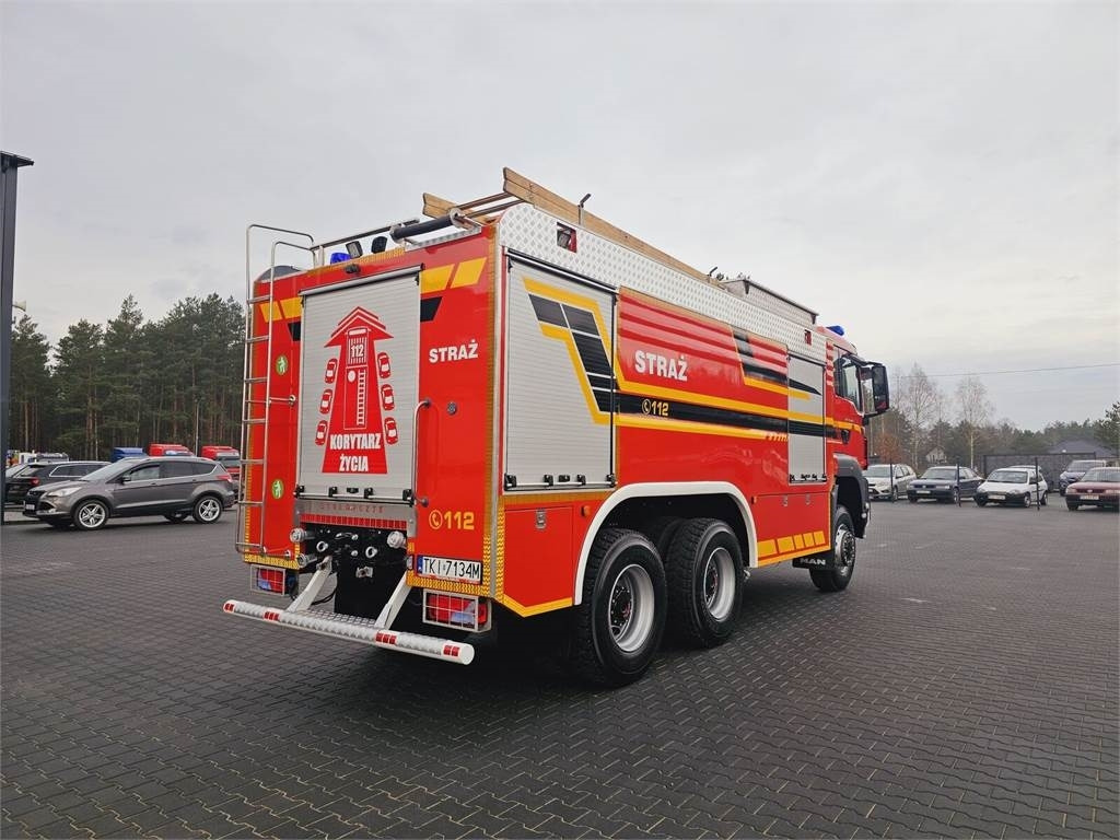 MAN TGS 26.440 6x6 9500 l water + 950 foam Stolarczyk  - Brandweerwagen: afbeelding 4 MAN TGS 26.440 6x6 9500 l water + 950 foam Stolarczyk  - Brandweerwagen: afbeelding 4