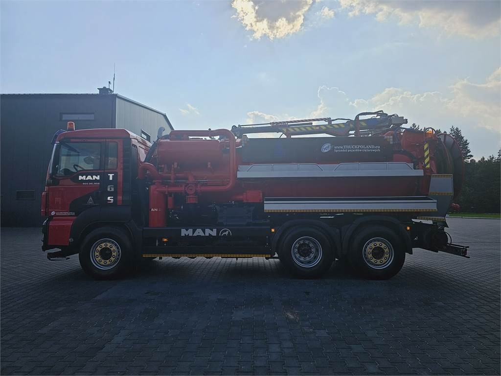 MAN WUKO LARSEN for collecting liquid waste - Vacuümwagen: afbeelding 4 MAN WUKO LARSEN for collecting liquid waste - Vacuümwagen: afbeelding 4