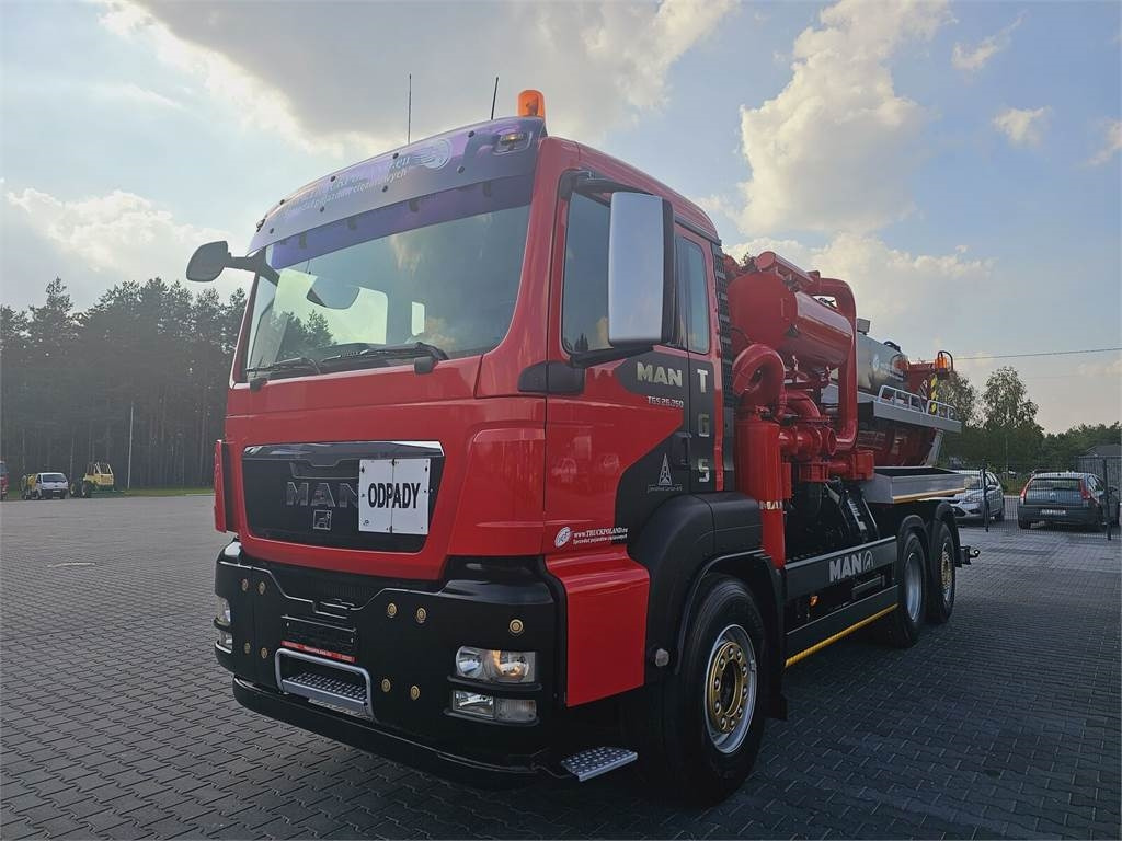 MAN WUKO LARSEN for collecting liquid waste - Vacuümwagen: afbeelding 3 MAN WUKO LARSEN for collecting liquid waste - Vacuümwagen: afbeelding 3