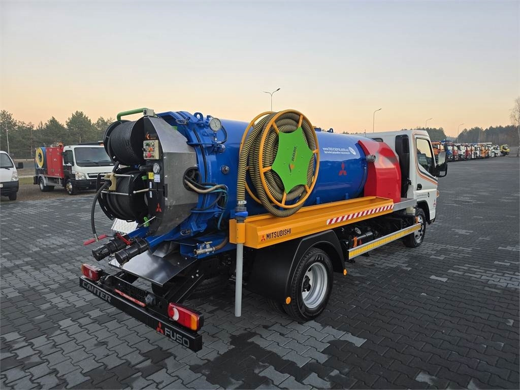 Mitsubishi ROM SMART COMBI WUKO HOT WATER FOR CLEANING SEWAGE - Vacuümwagen: afbeelding 1 Mitsubishi ROM SMART COMBI WUKO HOT WATER FOR CLEANING SEWAGE - Vacuümwagen: afbeelding 1