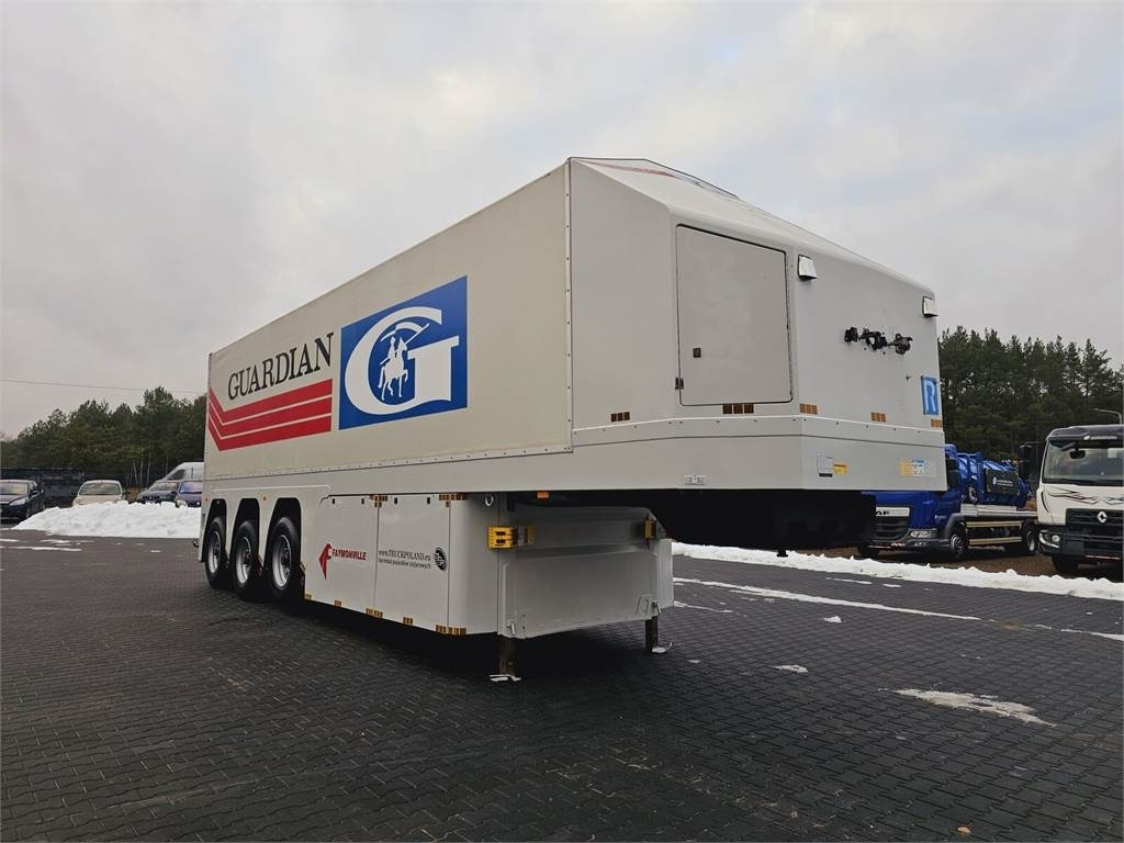 Faymonville GLASS and concrete concrete panels INLOADER - Oplegger: afbeelding 1 Faymonville GLASS and concrete concrete panels INLOADER - Oplegger: afbeelding 1