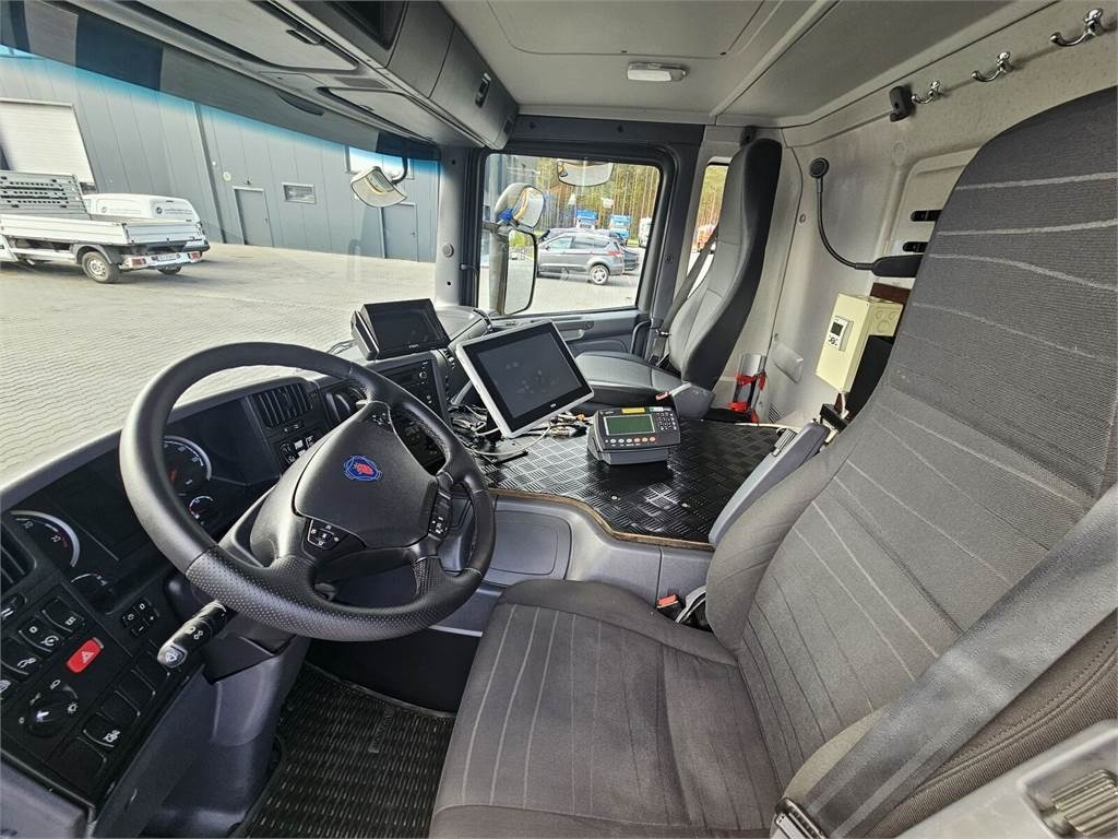 Scania DISAB ENVAC Saugbagger vacuum cleaner excavator su - Vuilniswagen: afbeelding 2 Scania DISAB ENVAC Saugbagger vacuum cleaner excavator su - Vuilniswagen: afbeelding 2