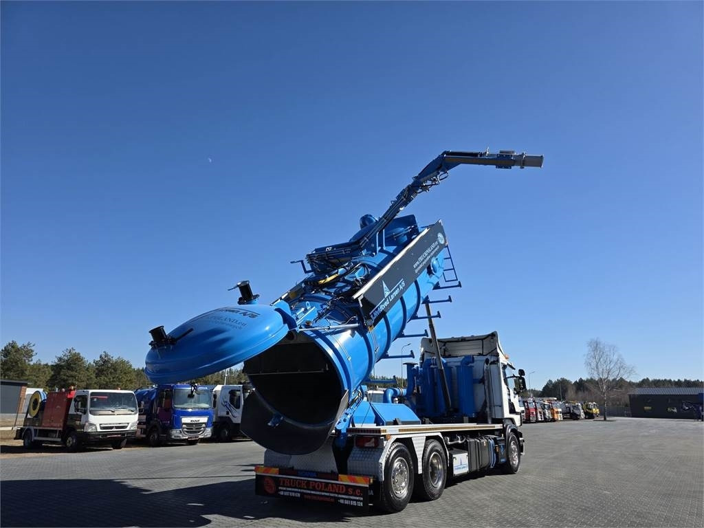 Scania Larsen FlexVac 311 Vacuum suction loader - Vacuümwagen: afbeelding 1 Scania Larsen FlexVac 311 Vacuum suction loader - Vacuümwagen: afbeelding 1