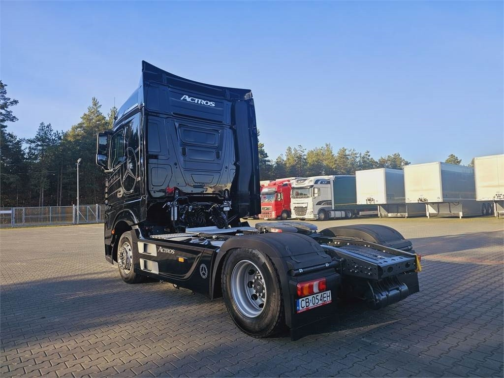 Mercedes-Benz ACTROS 1843  - Trekker: afbeelding 3 Mercedes-Benz ACTROS 1843  - Trekker: afbeelding 3