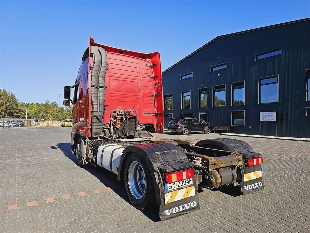 Volvo FH13 XXL MANUAL 420 EURO 5 2011 r MEGA LOW DECK - Trekker: afbeelding 4 Volvo FH13 XXL MANUAL 420 EURO 5 2011 r MEGA LOW DECK - Trekker: afbeelding 4