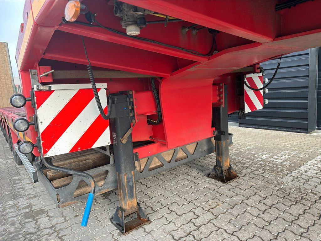 Faymonville Maxtrailer MAX 100 5 achs tieflader Faymonville Maxtrailer MAX 100 5 achs tieflader - Dieplader oplegger: afbeelding 3 Faymonville Maxtrailer MAX 100 5 achs tieflader Faymonville Maxtrailer MAX 100 5 achs tieflader - Dieplader oplegger: afbeelding 3