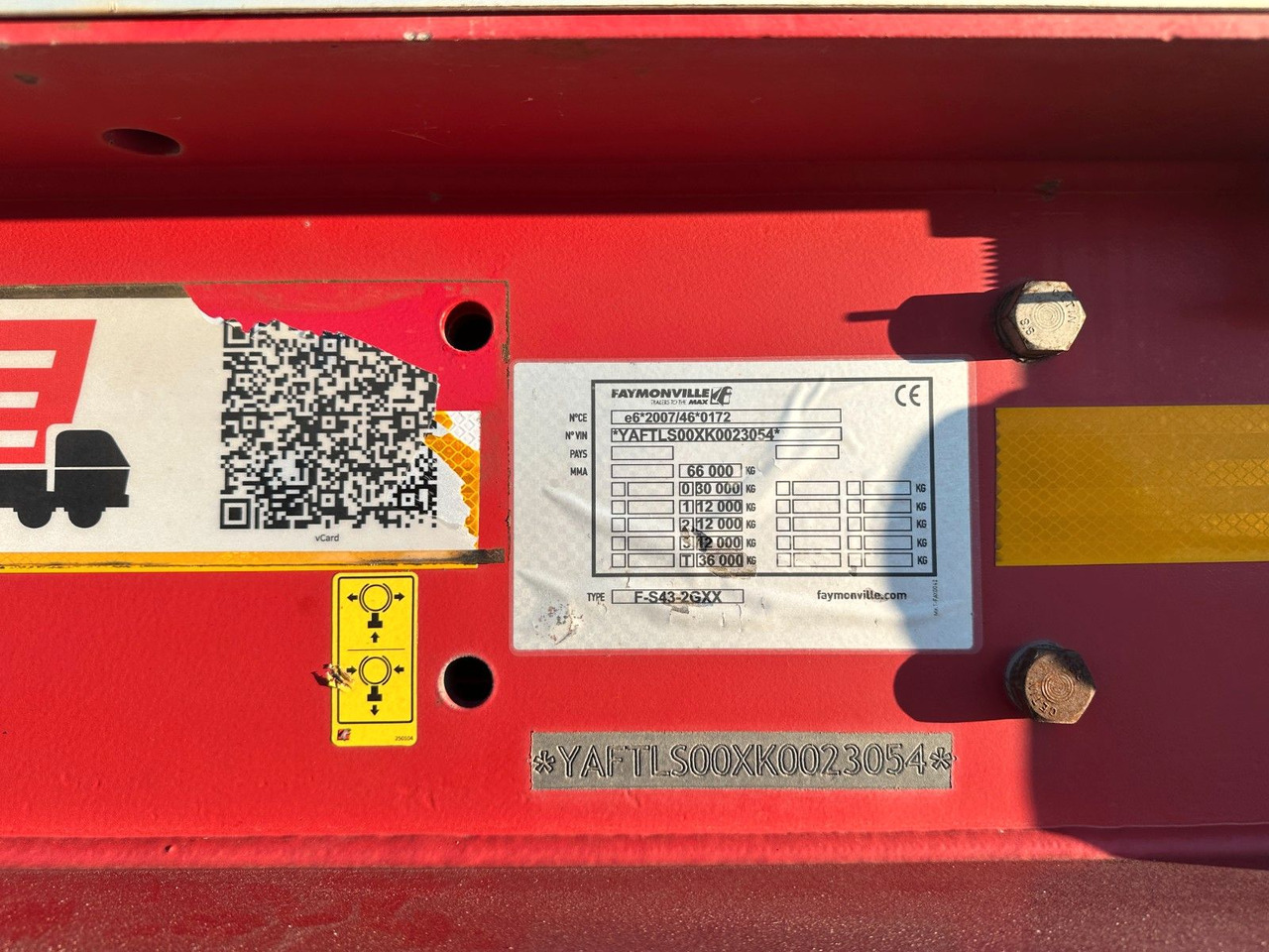 Faymonville Megamax 3 achs tiefbett / 3 x 12.000 kg Pendel - Dieplader oplegger: afbeelding 3 Faymonville Megamax 3 achs tiefbett / 3 x 12.000 kg Pendel - Dieplader oplegger: afbeelding 3