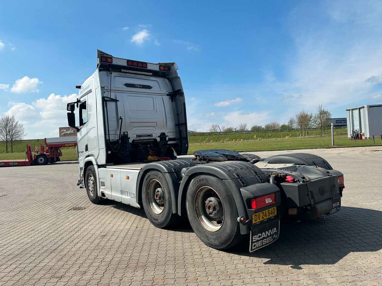 Scania R 730 6x4 Scania R 730 V8 6x4 - Trekker: afbeelding 5 Scania R 730 6x4 Scania R 730 V8 6x4 - Trekker: afbeelding 5