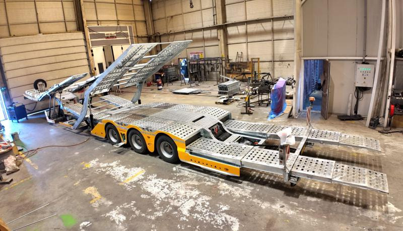 Eroglu 3 Axle Trucks Carriers - Autotransport oplegger: afbeelding 1 Eroglu 3 Axle Trucks Carriers - Autotransport oplegger: afbeelding 1