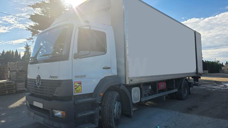Mercedes Atego 1823 - Koelwagen vrachtwagen: afbeelding 5 Mercedes Atego 1823 - Koelwagen vrachtwagen: afbeelding 5