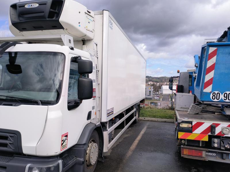 Renault D-Series Wide 320 - Koelwagen vrachtwagen: afbeelding 1 Renault D-Series Wide 320 - Koelwagen vrachtwagen: afbeelding 1