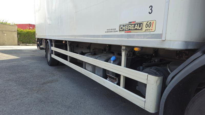 Renault Midlum 270 DXI - Koelwagen vrachtwagen: afbeelding 2 Renault Midlum 270 DXI - Koelwagen vrachtwagen: afbeelding 2