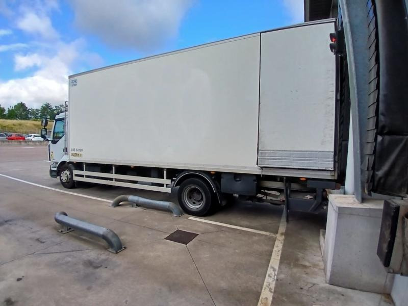 Renault Premium 270 DXI - Koelwagen vrachtwagen: afbeelding 2 Renault Premium 270 DXI - Koelwagen vrachtwagen: afbeelding 2