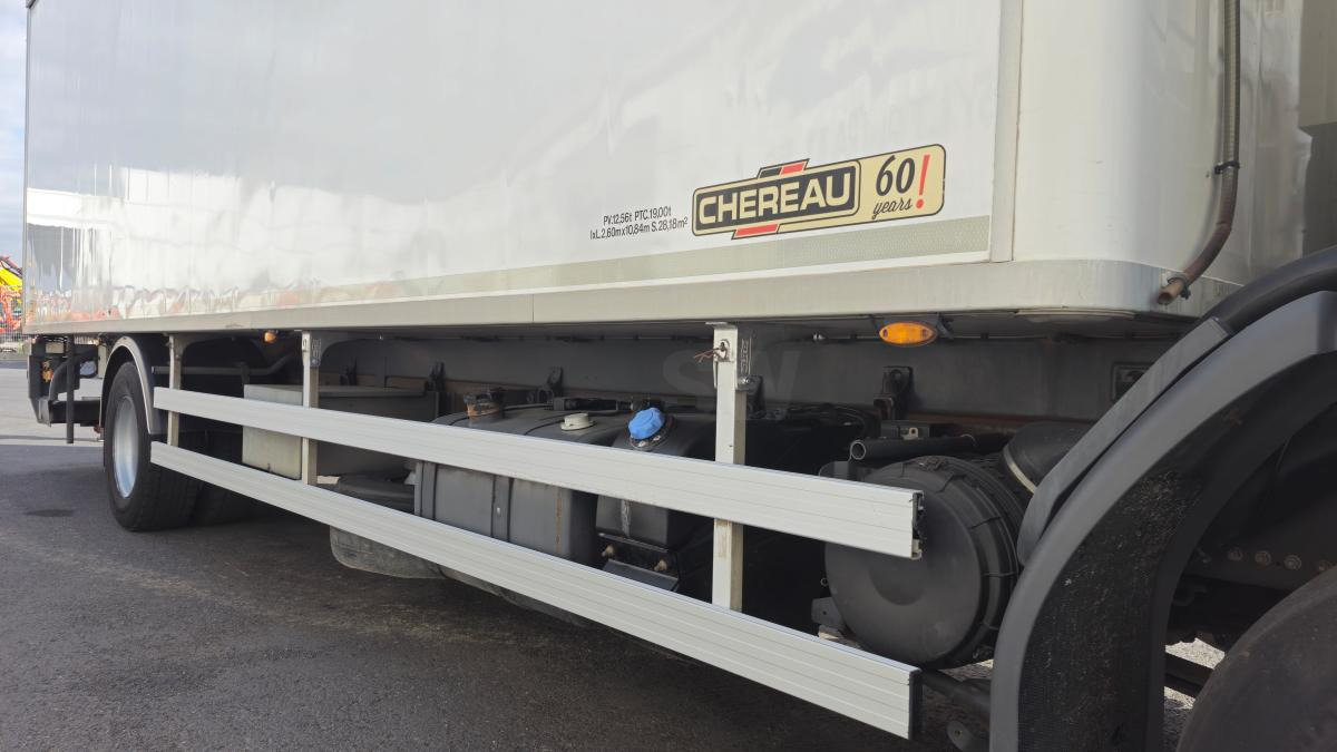 Renault Premium 270 DXI - Koelwagen vrachtwagen: afbeelding 2 Renault Premium 270 DXI - Koelwagen vrachtwagen: afbeelding 2