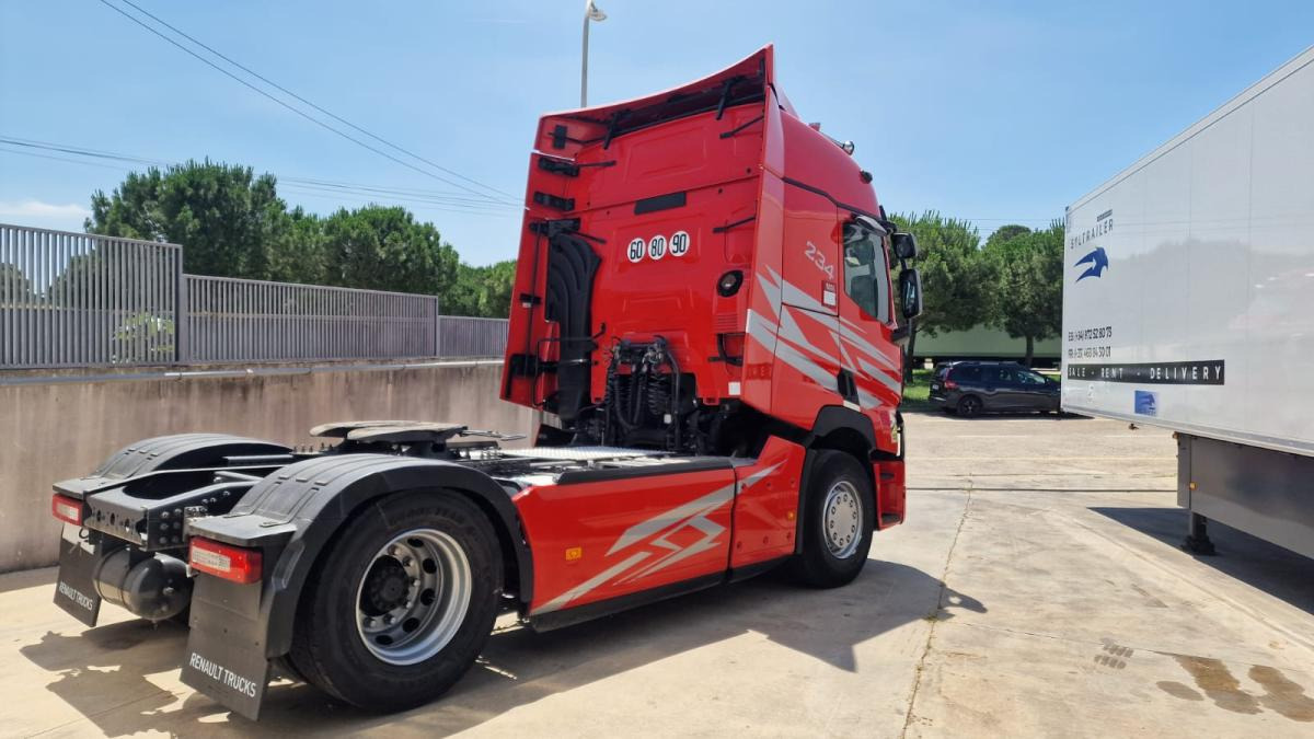 Renault T-Series 480 (Location / Rent) - Trekker: afbeelding 2 Renault T-Series 480 (Location / Rent) - Trekker: afbeelding 2