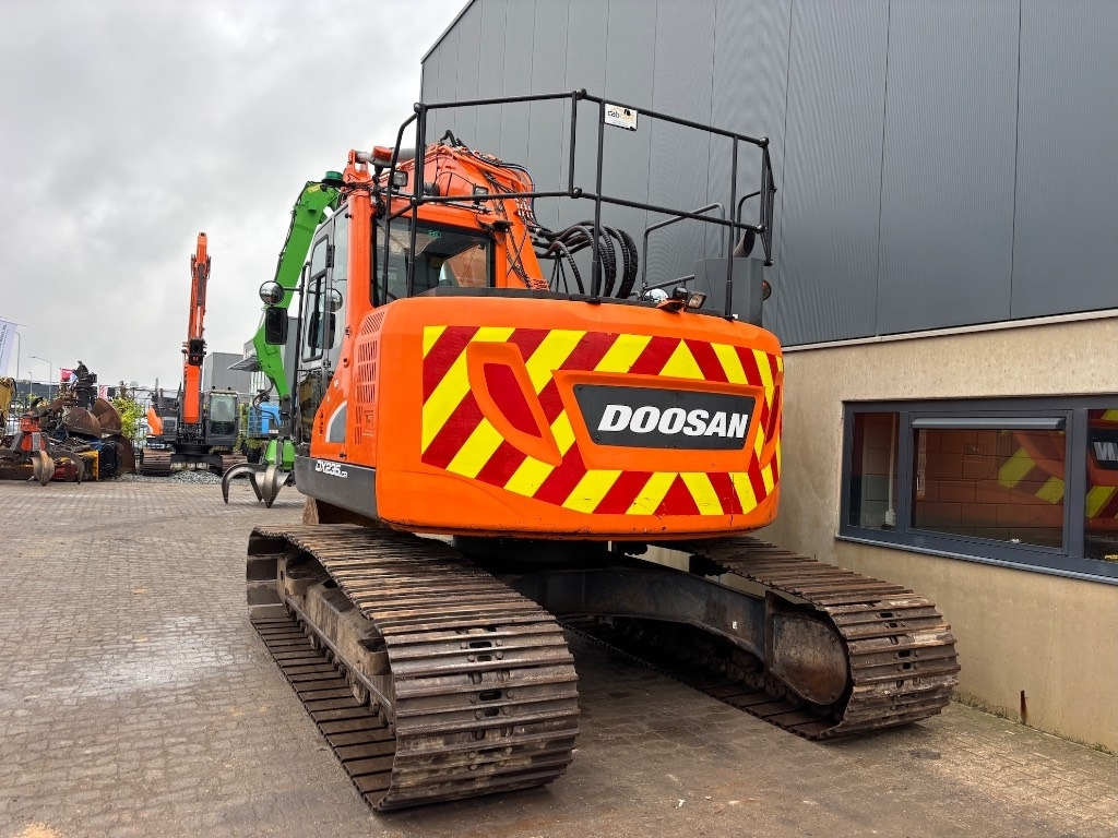Doosan DX 235 LCR-5 - DX 235 - DX 225 - Rupsgraafmachine: afbeelding 4 Doosan DX 235 LCR-5 - DX 235 - DX 225 - Rupsgraafmachine: afbeelding 4