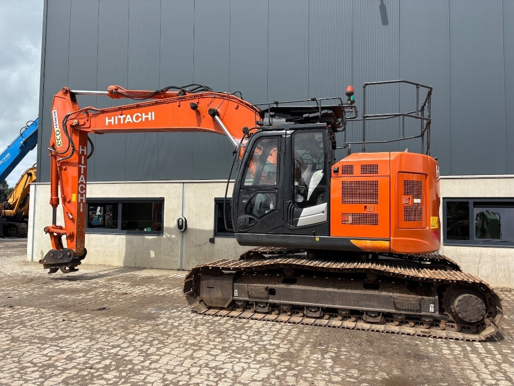 Hitachi ZX 225 US LC-6 - ZX225USLC - ZX 225 USLC - Rupsgraafmachine: afbeelding 2 Hitachi ZX 225 US LC-6 - ZX225USLC - ZX 225 USLC - Rupsgraafmachine: afbeelding 2