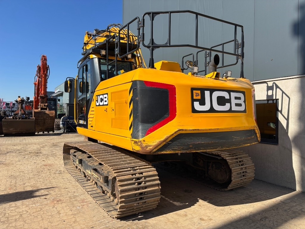 JCB 220 XL 4F -- 220X LC -- 220 X LC - 220 - Rupsgraafmachine: afbeelding 4 JCB 220 XL 4F -- 220X LC -- 220 X LC - 220 - Rupsgraafmachine: afbeelding 4