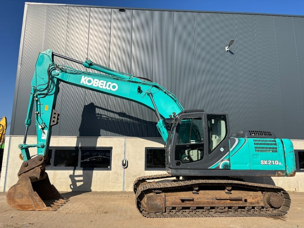 Kobelco SK 210 LC-10 - Kobelco SK210 - Rupsgraafmachine: afbeelding 2 Kobelco SK 210 LC-10 - Kobelco SK210 - Rupsgraafmachine: afbeelding 2