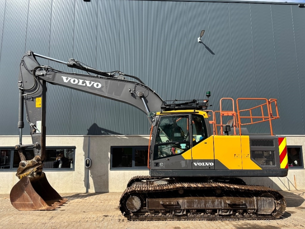 Volvo EC 220 E L - EC220EL - 220EL - Rupsgraafmachine: afbeelding 2 Volvo EC 220 E L - EC220EL - 220EL - Rupsgraafmachine: afbeelding 2