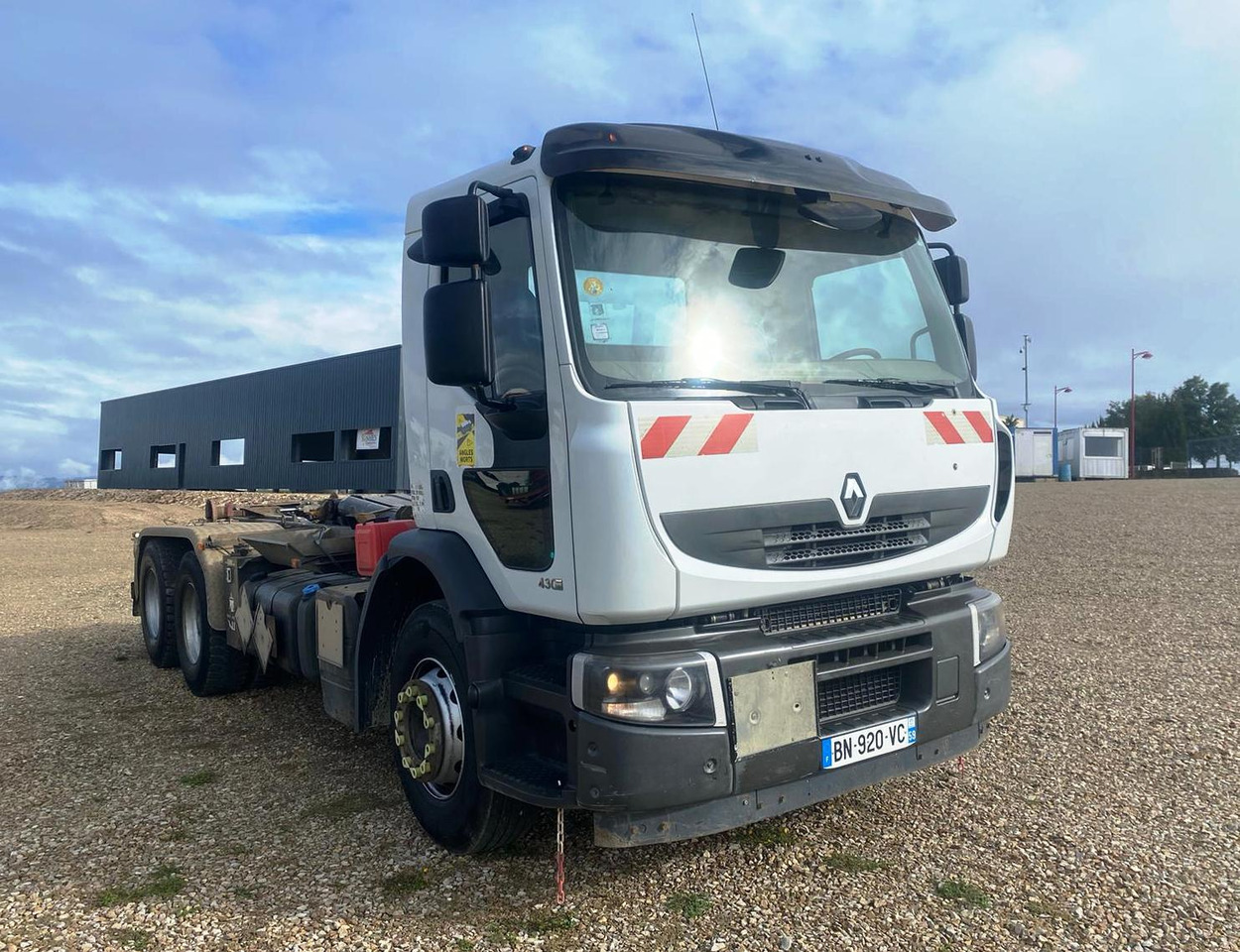 RENAULT Premium II Lander 430DXi - Haakarmsysteem vrachtwagen: afbeelding 2 RENAULT Premium II Lander 430DXi - Haakarmsysteem vrachtwagen: afbeelding 2