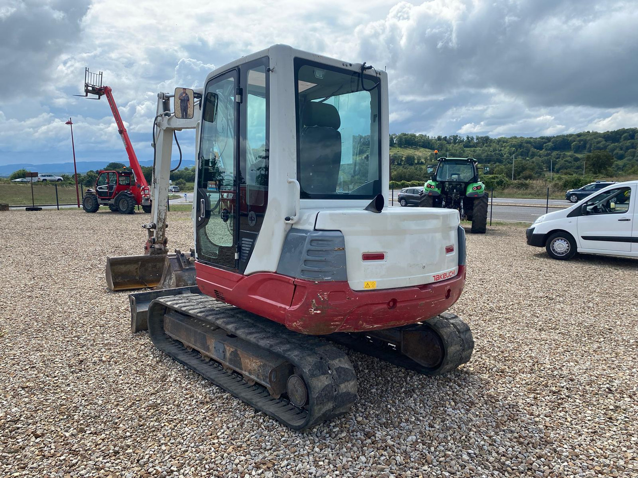 TAKEUCHI TB 250 - Rupsgraafmachine: afbeelding 4 TAKEUCHI TB 250 - Rupsgraafmachine: afbeelding 4