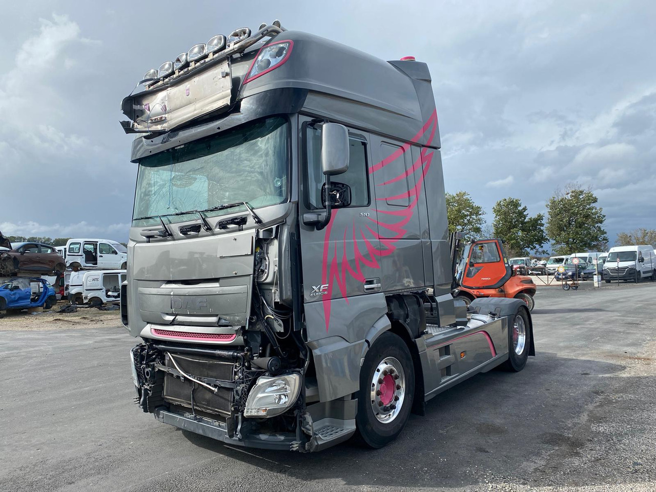 DAF XF 510 Super Space Cab - Trekker: afbeelding 1 DAF XF 510 Super Space Cab - Trekker: afbeelding 1